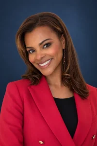 Portrait image of Doctor Qionna Tinney